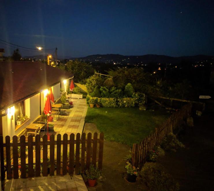 Apartamentos Rurales Knicasia Quintueles Esterno foto