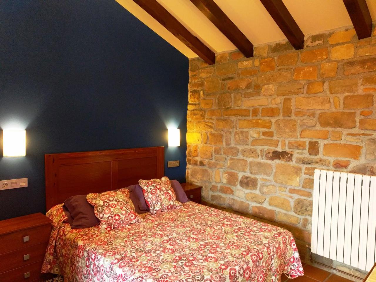 Apartamentos Rurales Knicasia Quintueles Esterno foto
